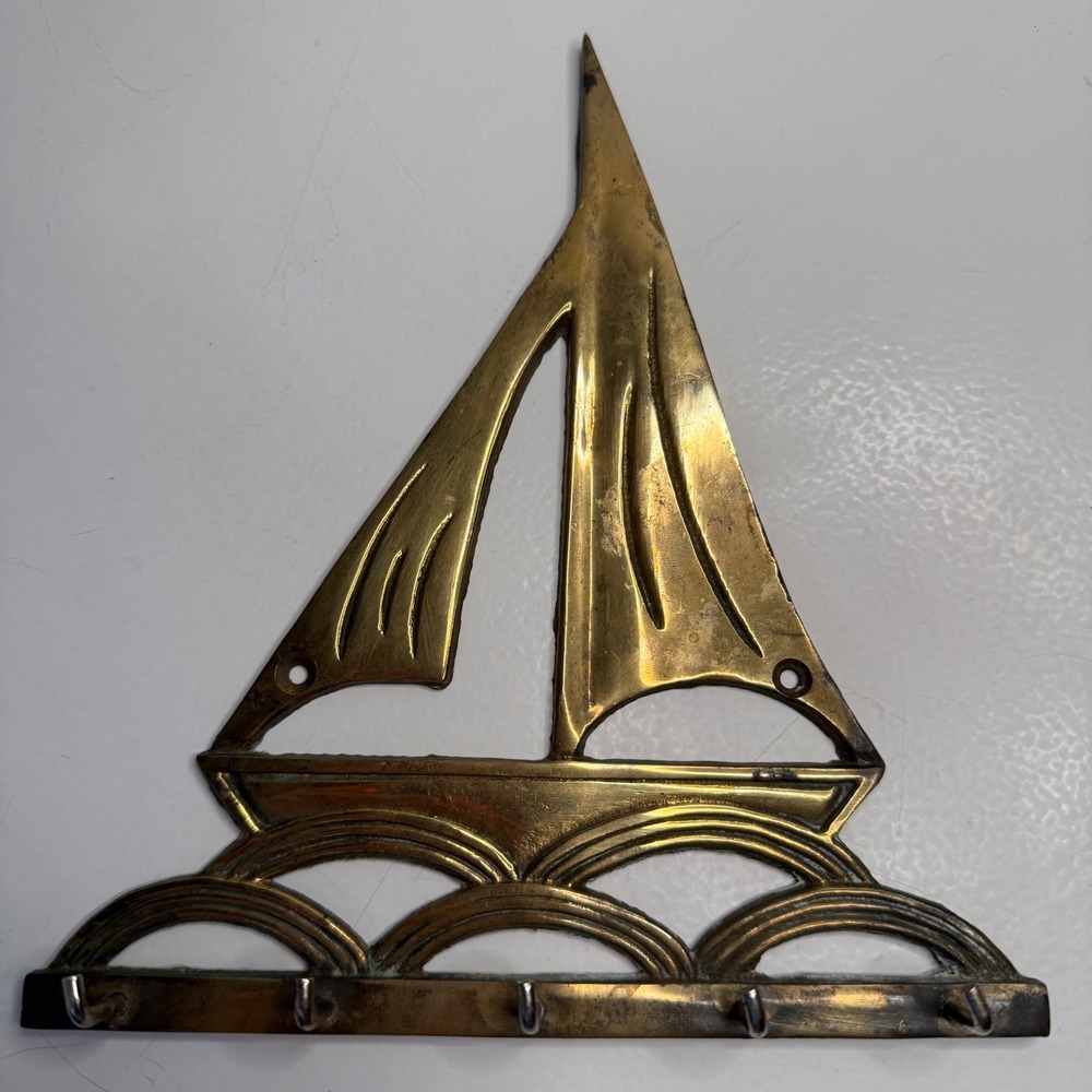 Vintage Brass Sailboat Key Holder Nautical 7 1/2" x 7" Interpur Taiwan Beach